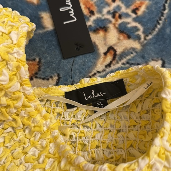 Backless top - Picture 3 of 3